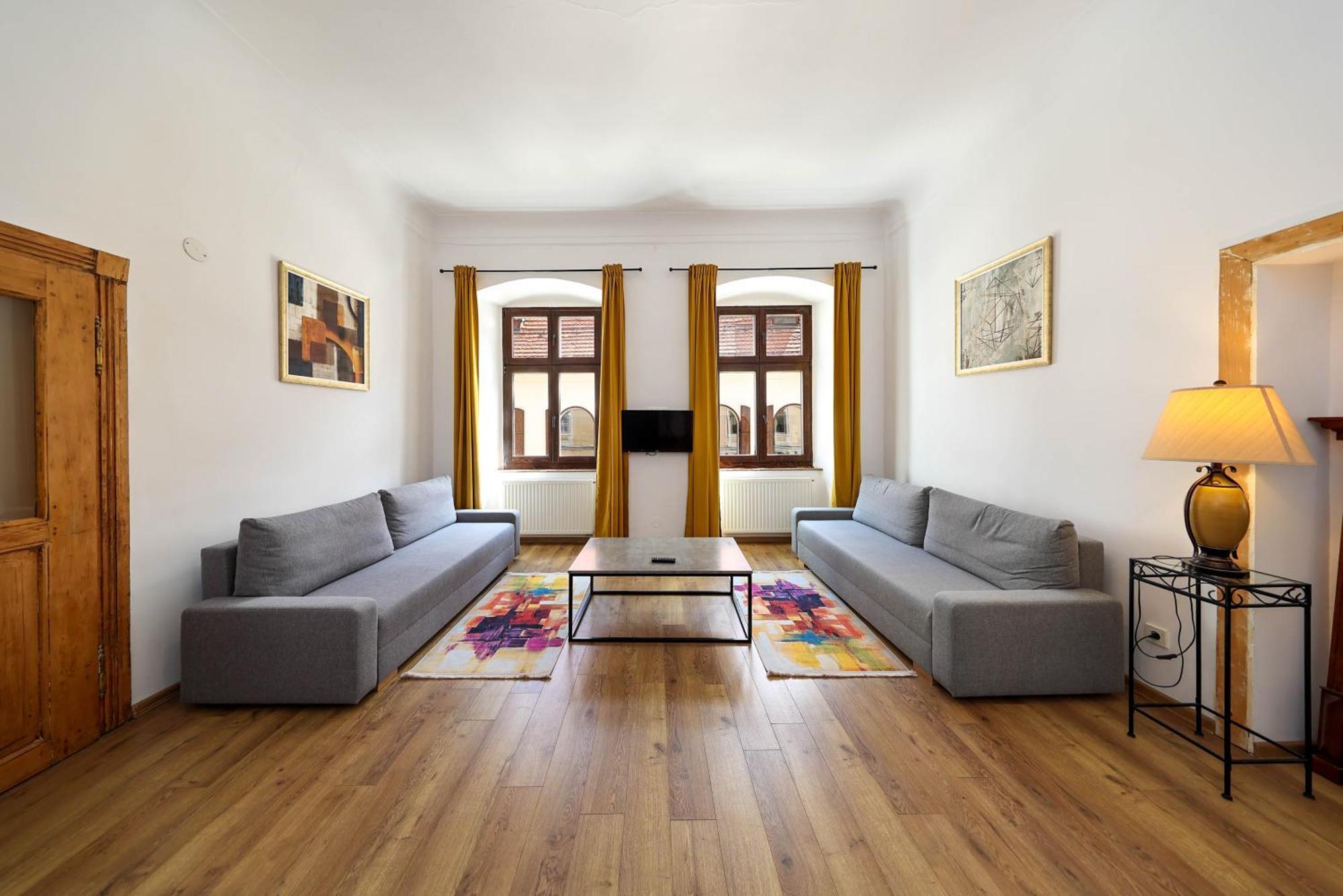 Hirscher Apartments براشوف المظهر الخارجي الصورة