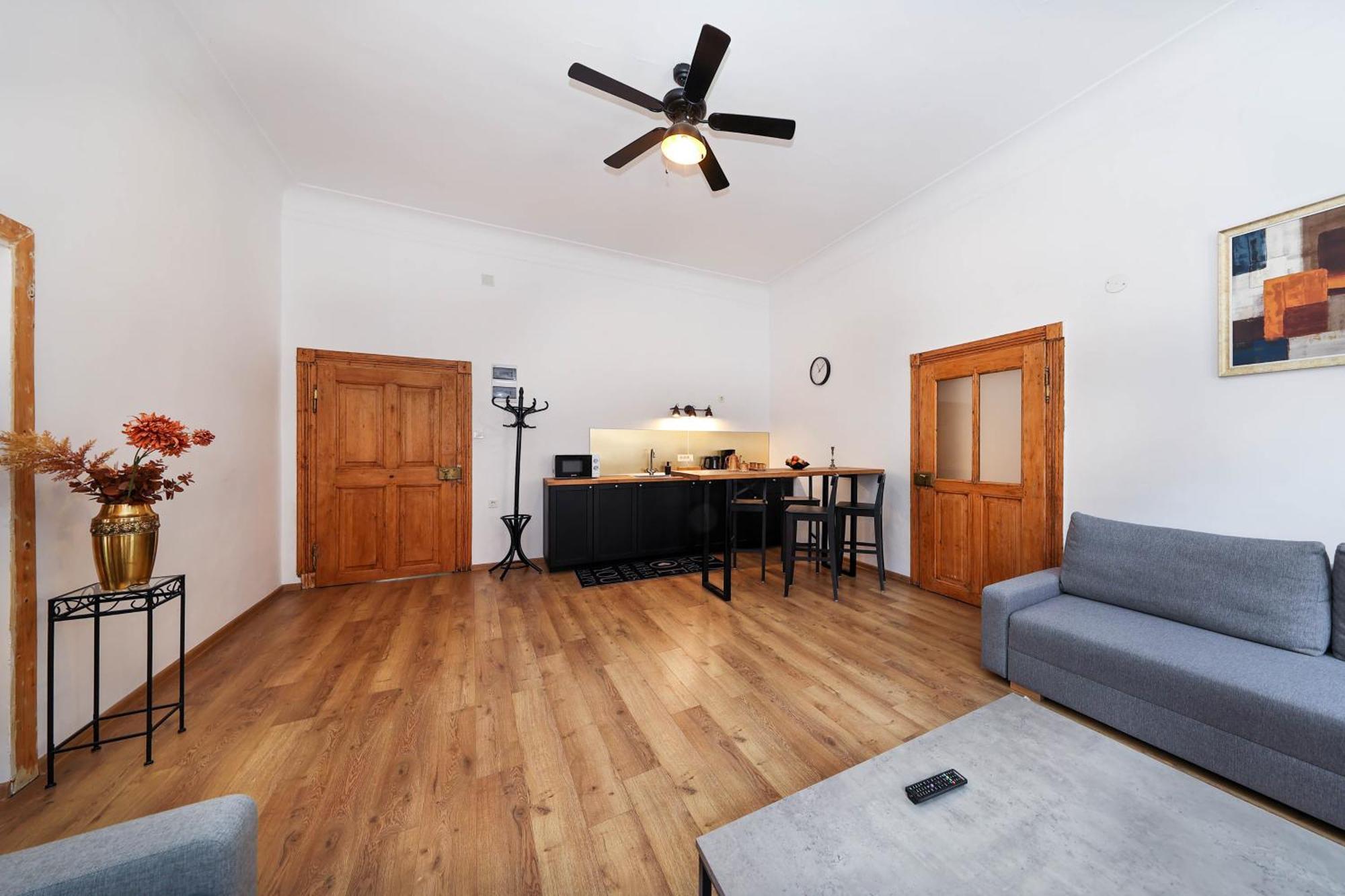 Hirscher Apartments براشوف الغرفة الصورة
